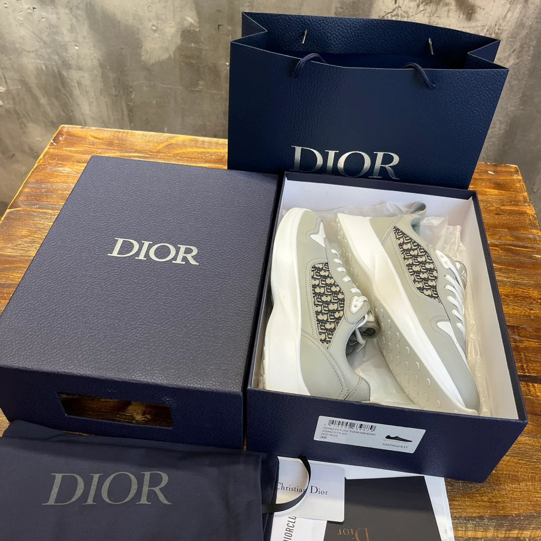 DIOR SNEAKER