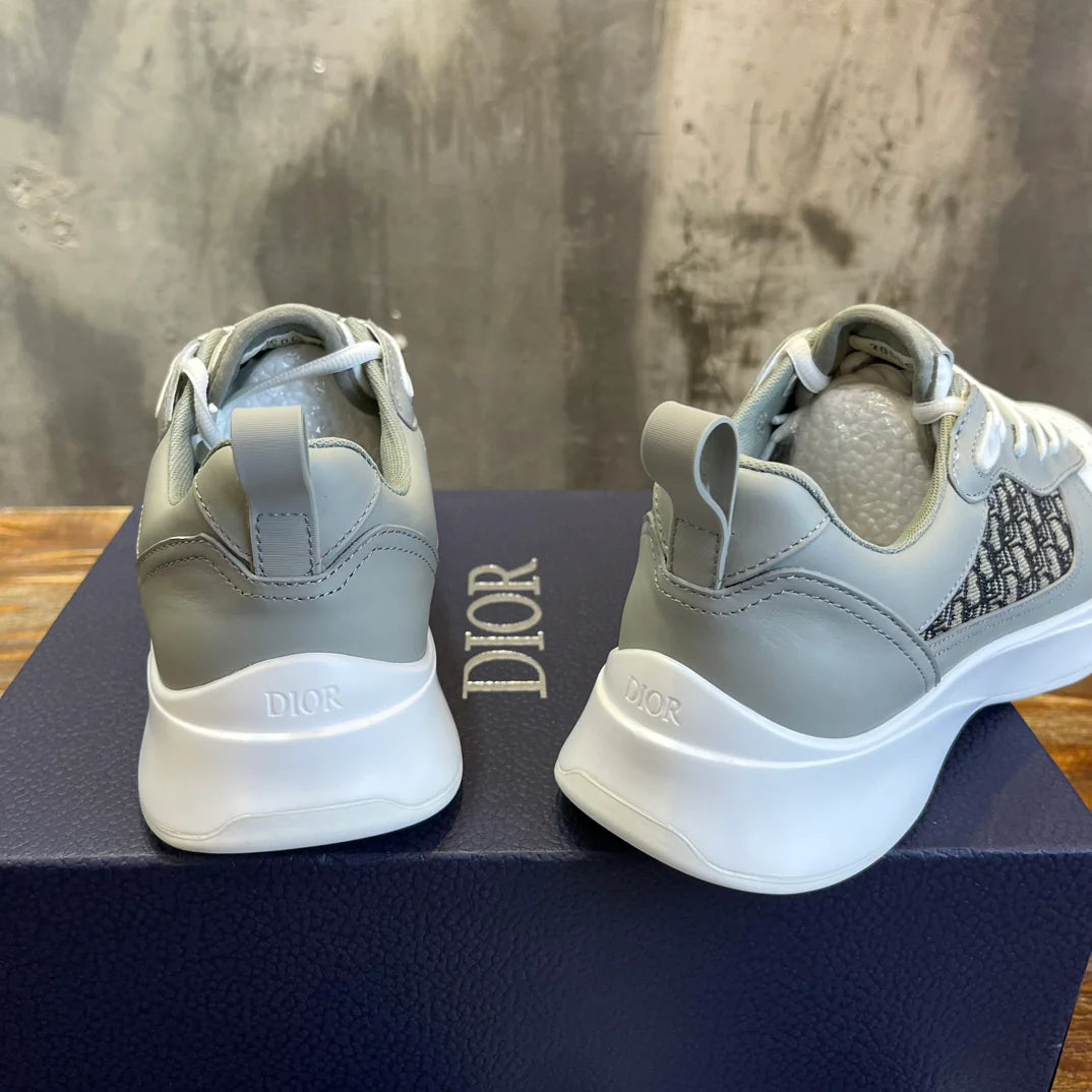 DIOR SNEAKER