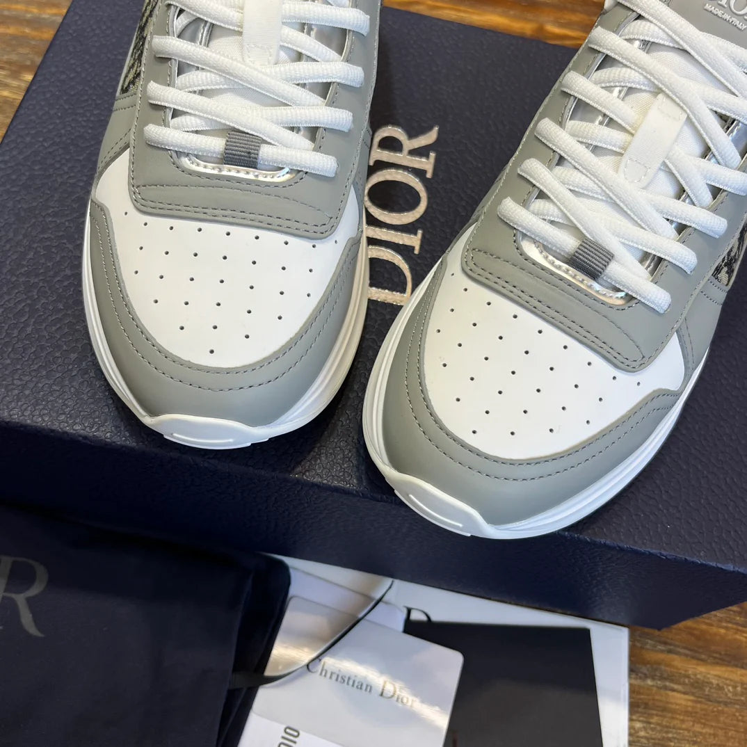 DIOR SNEAKER