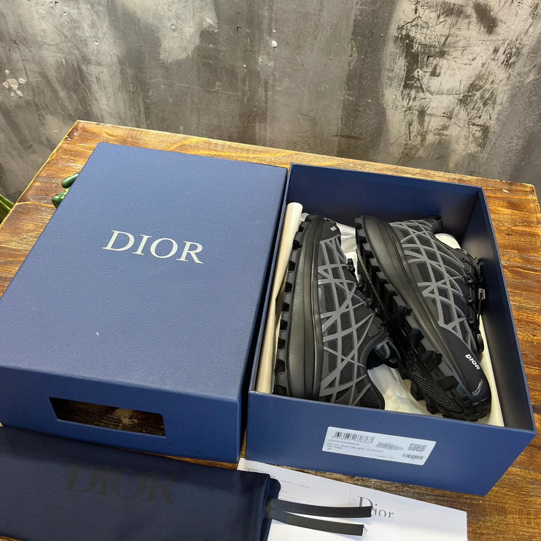 DIOR SNEAKER