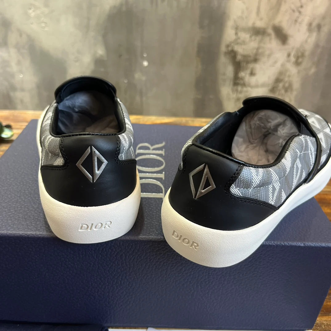 DIOR SNEAKER