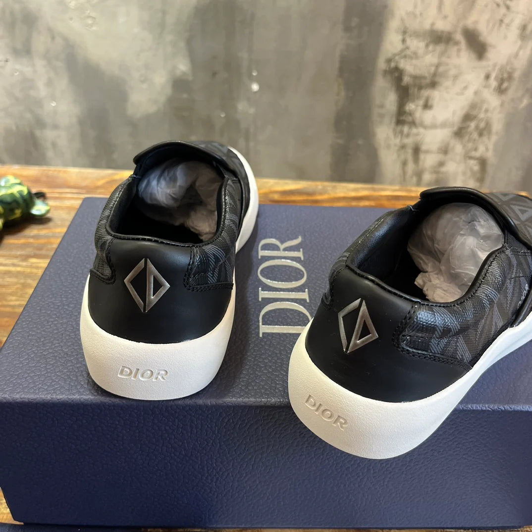 DIOR SNEAKER