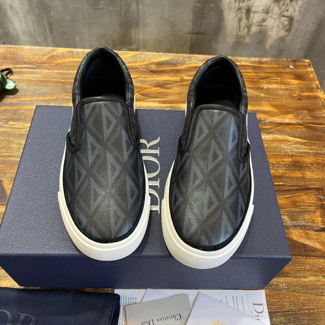 DIOR SNEAKER