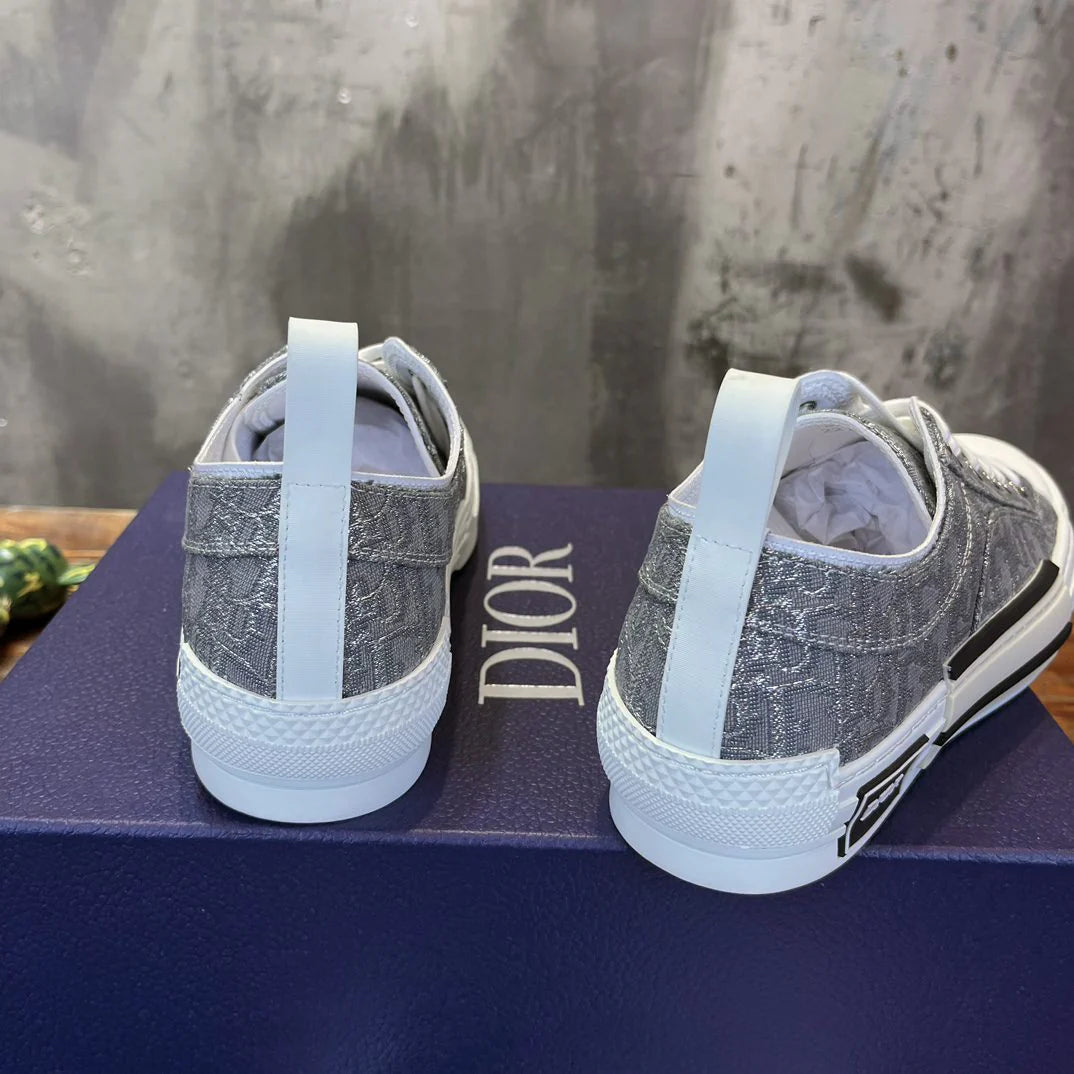 DIOR SNEAKER