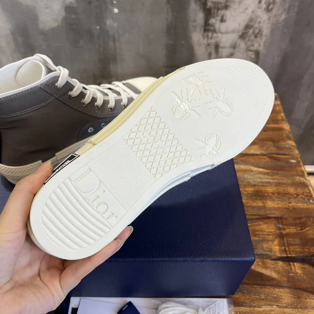 DIOR SNEAKER