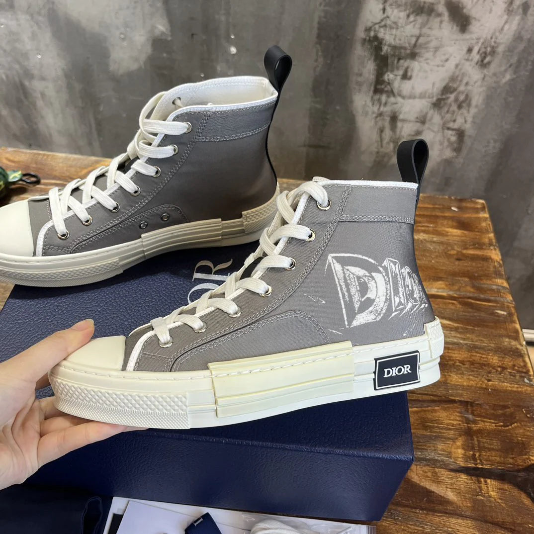 DIOR SNEAKER