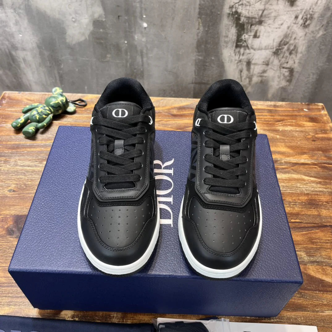 DIOR SNEAKER