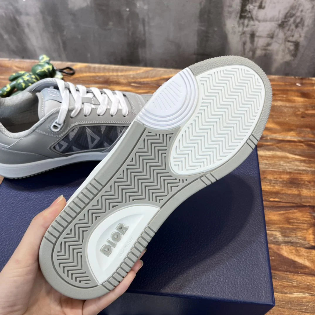 DIOR SNEAKER