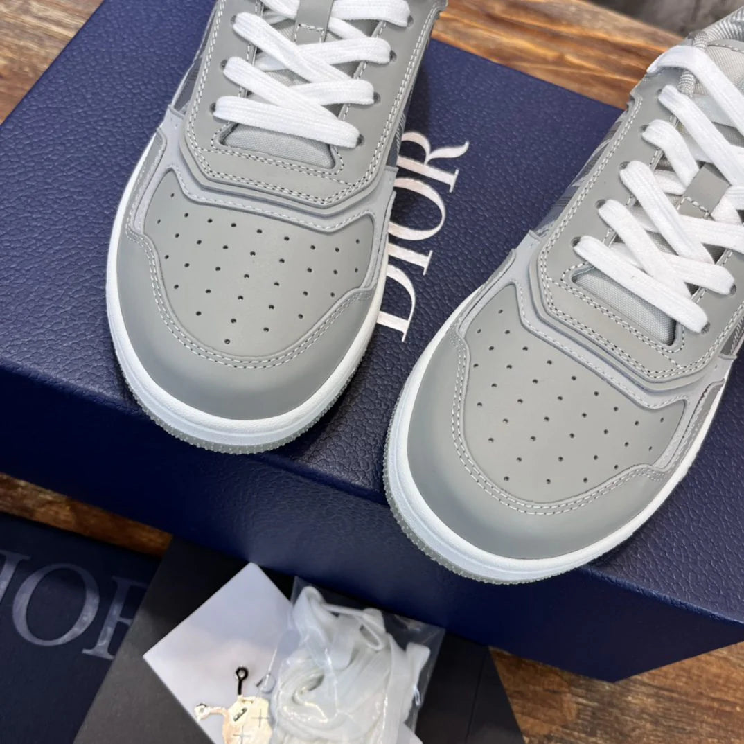 DIOR SNEAKER