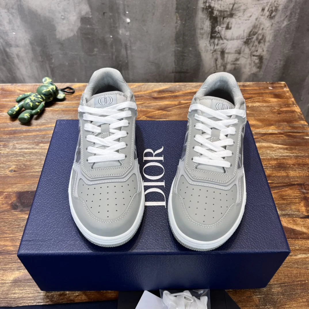 DIOR SNEAKER