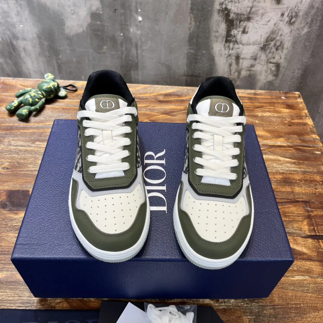 DIOR SNEAKER