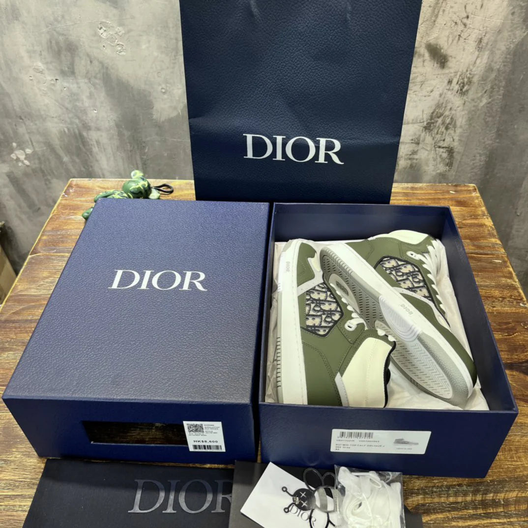 DIOR SNEAKER