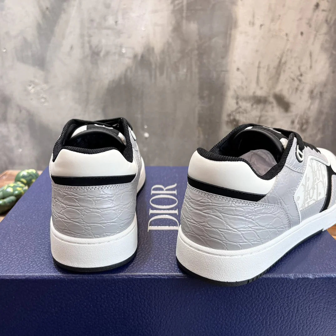DIOR SNEAKER