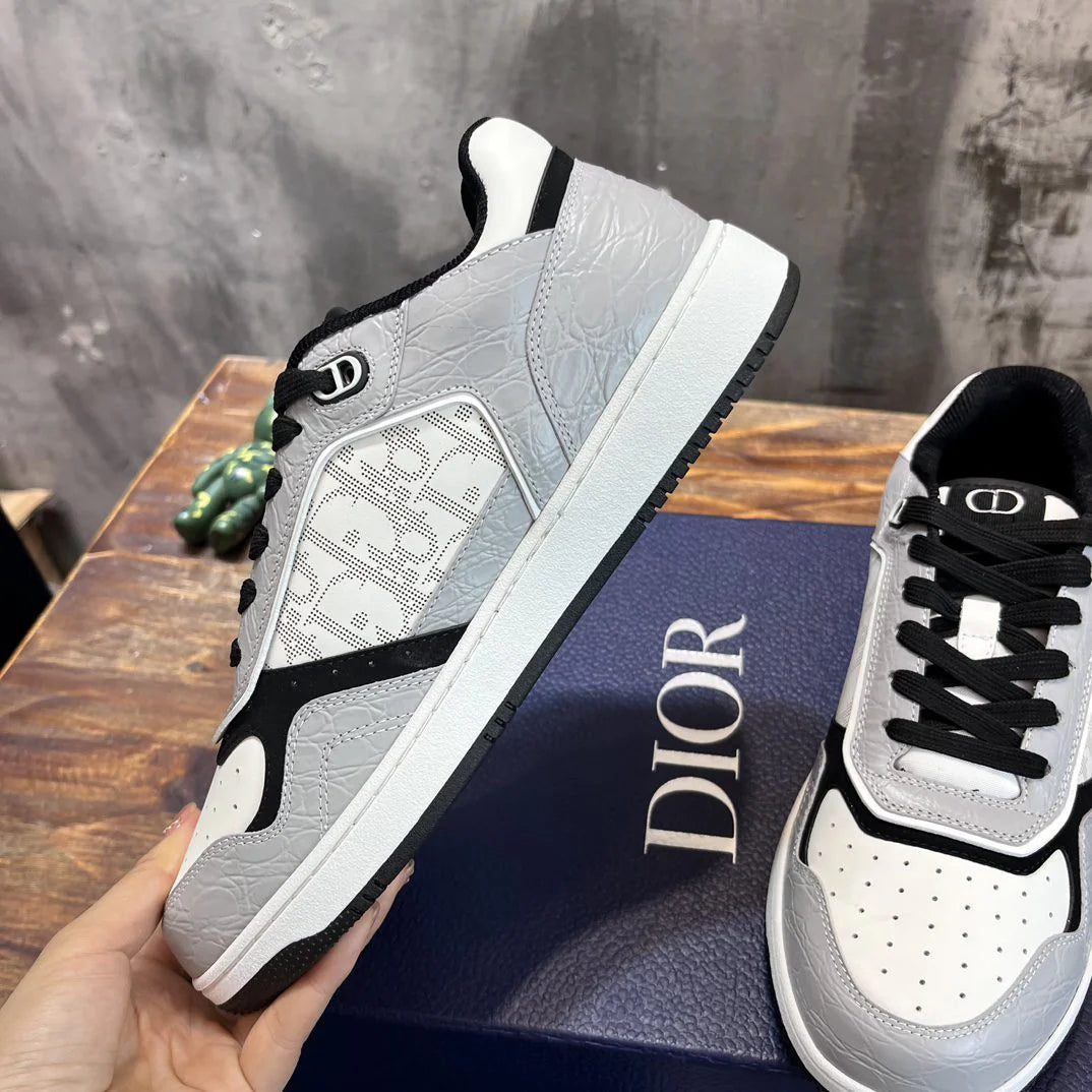 DIOR SNEAKER