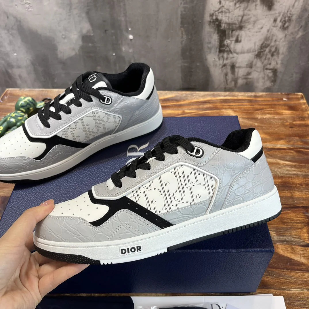 DIOR SNEAKER