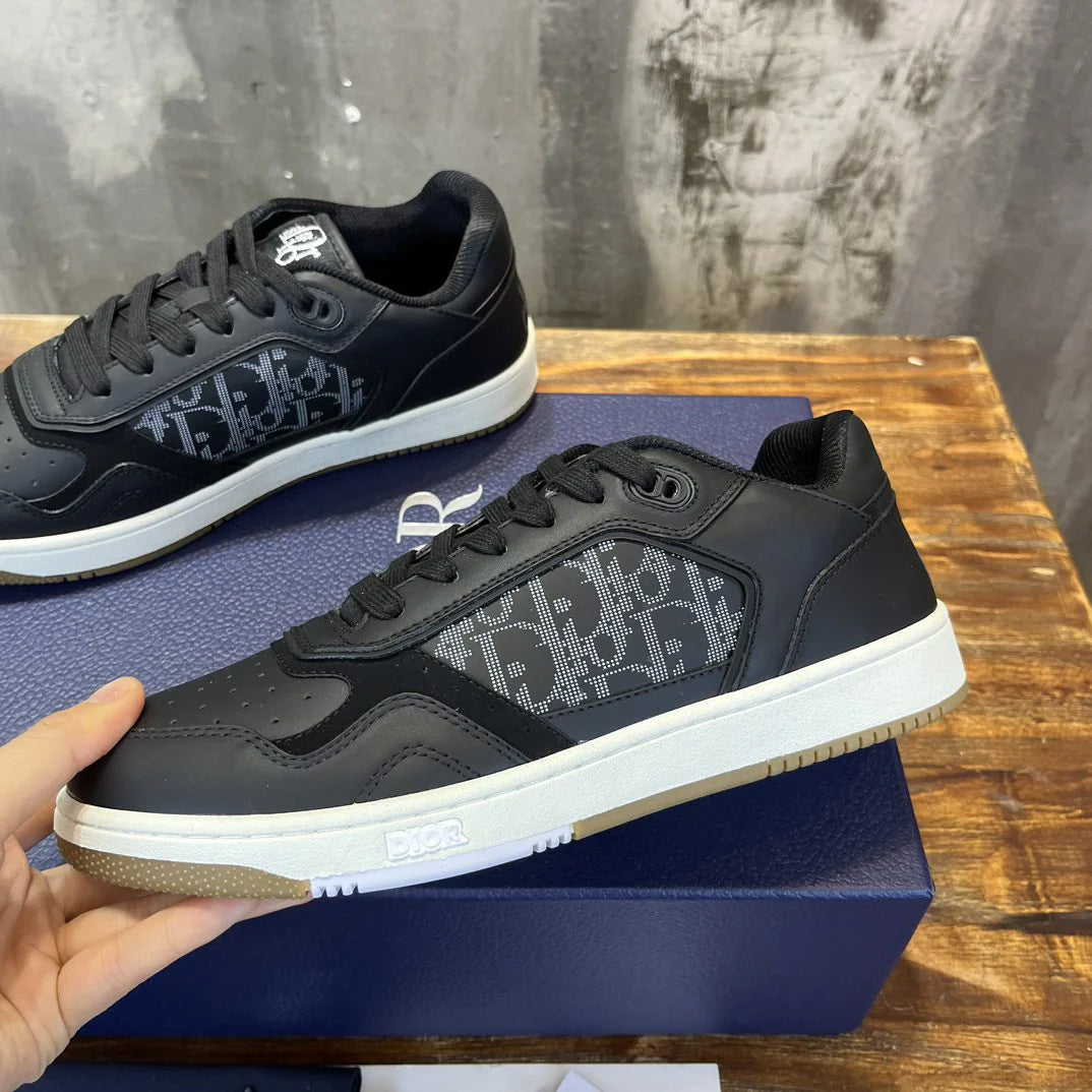 DIOR SNEAKER