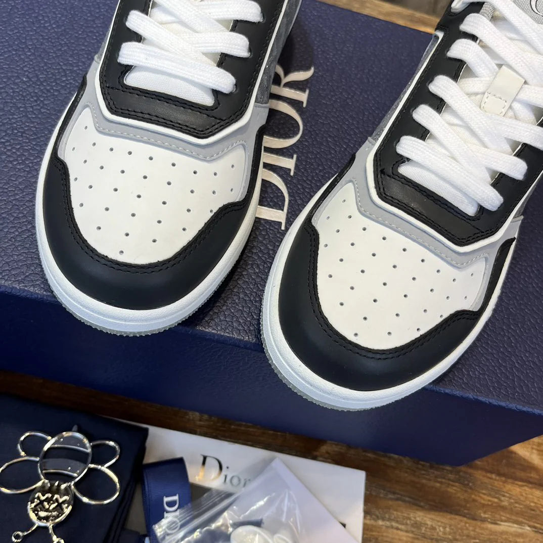 DIOR SNEAKER