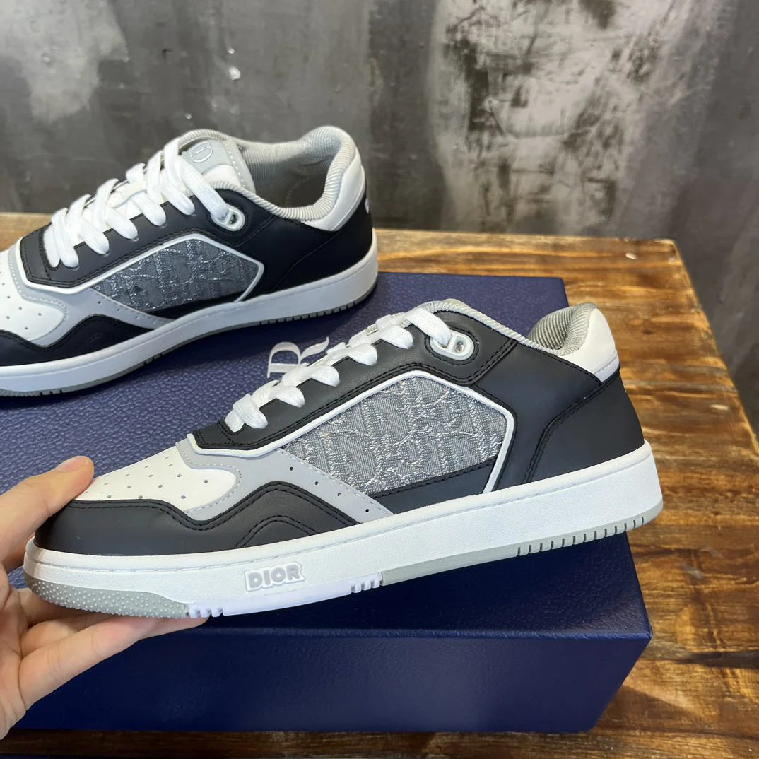DIOR SNEAKER