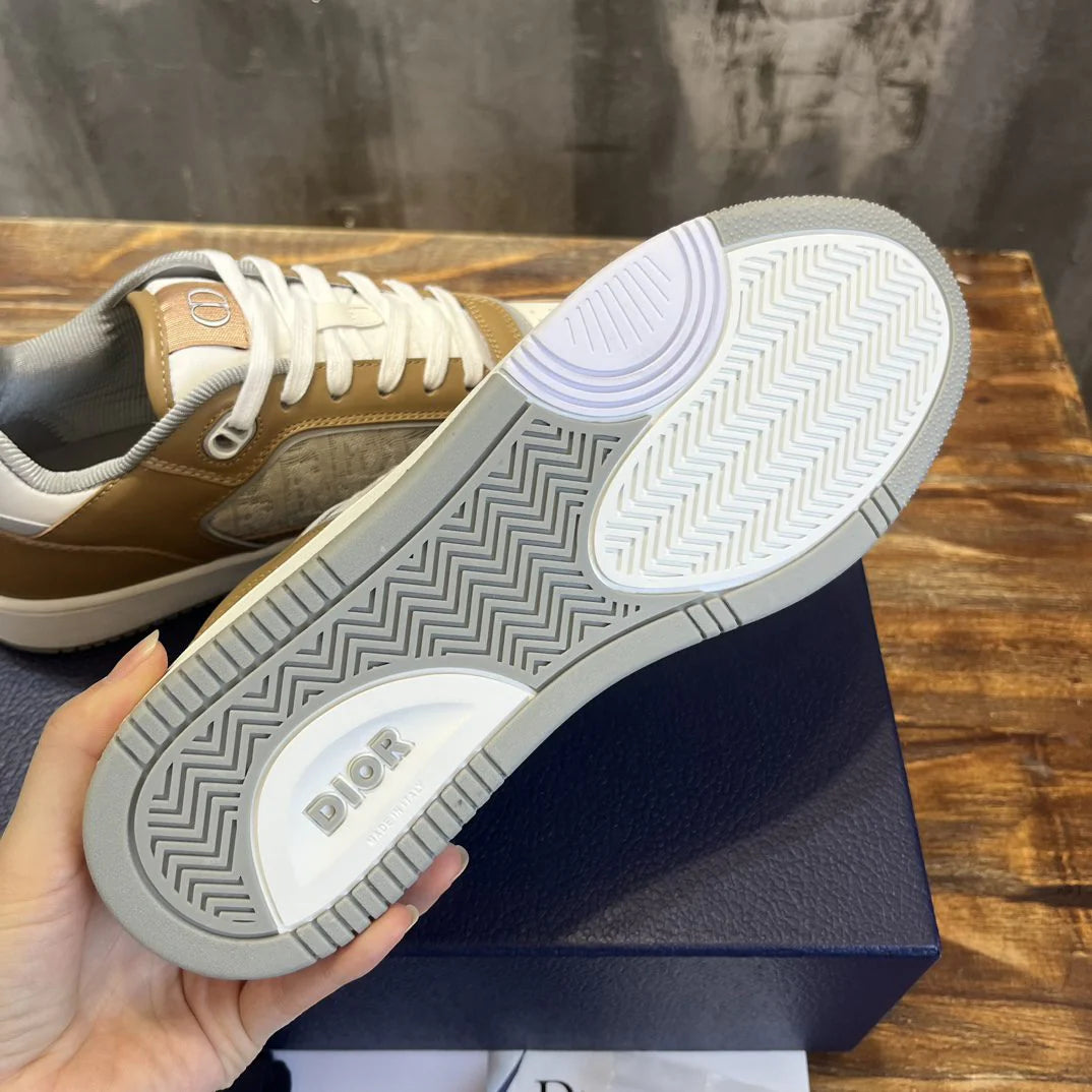 DIOR SNEAKER