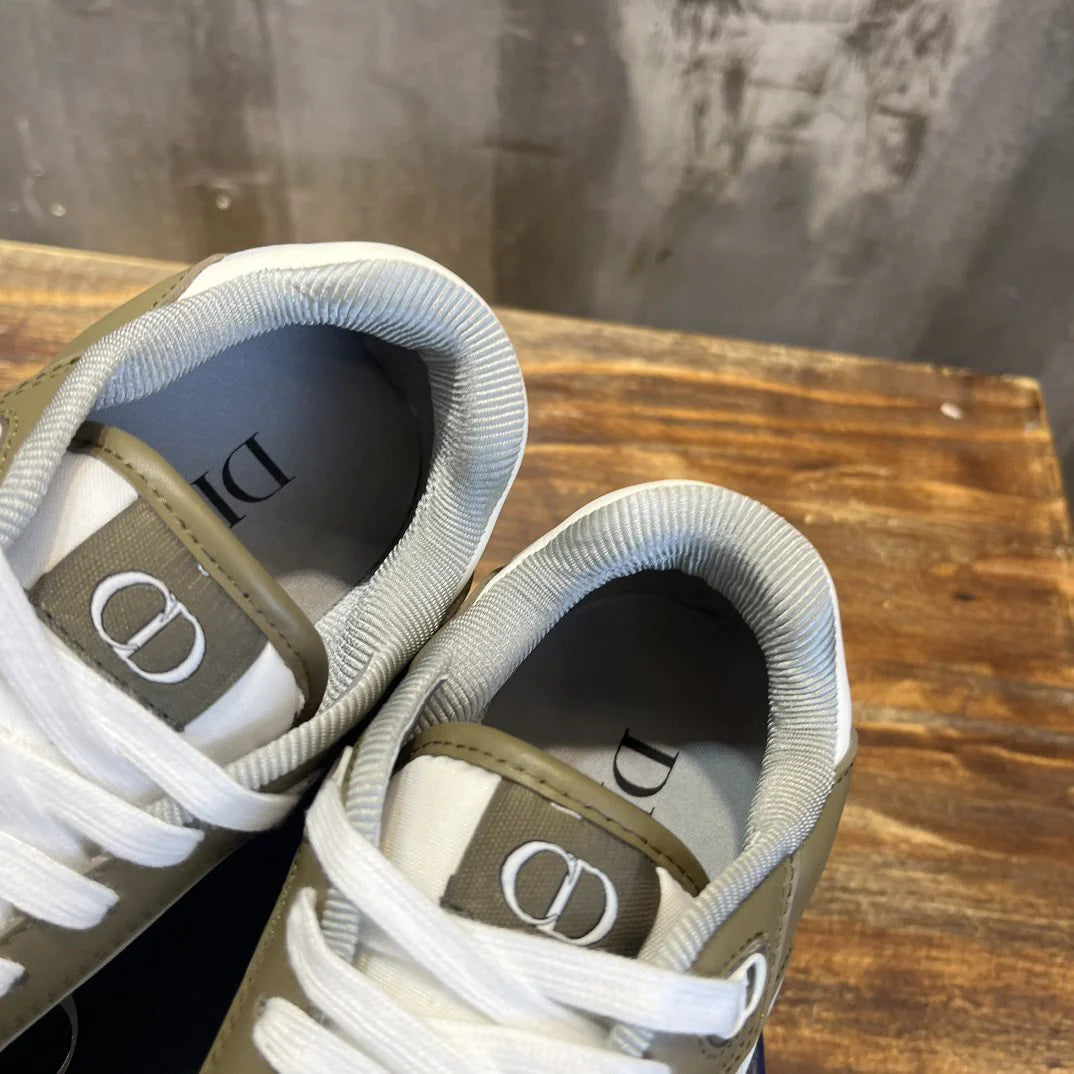DIOR SNEAKER