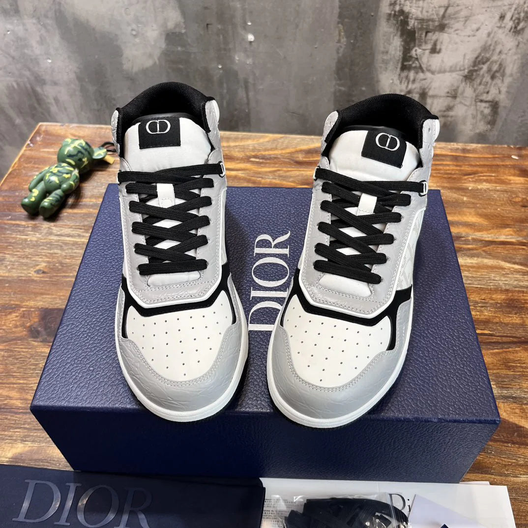 DIOR SNEAKER