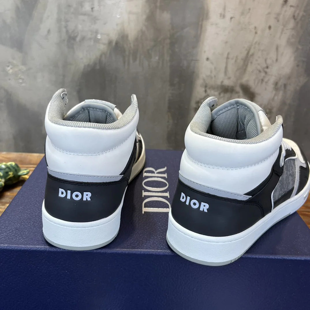 DIOR SNEAKER