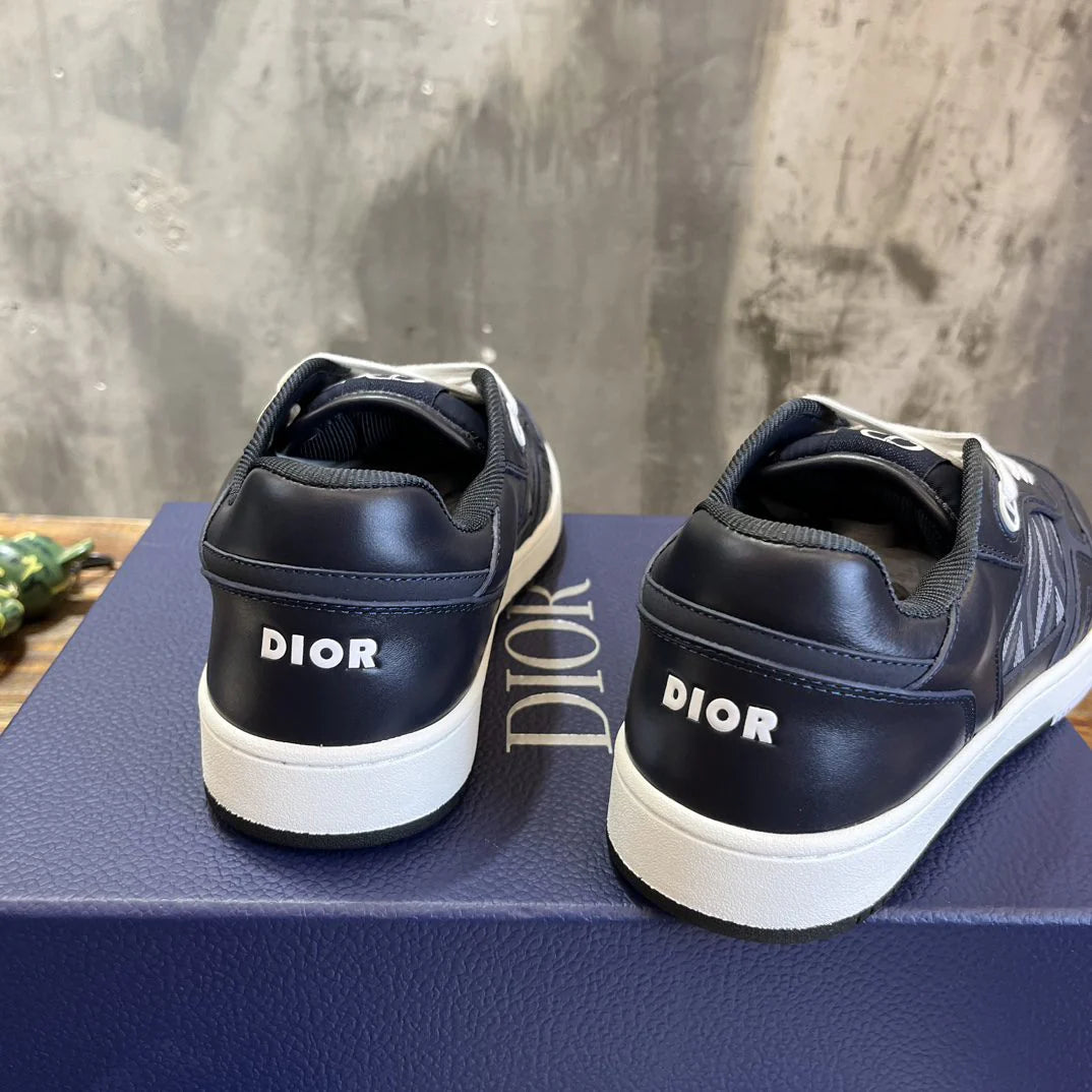 DIOR SNEAKER