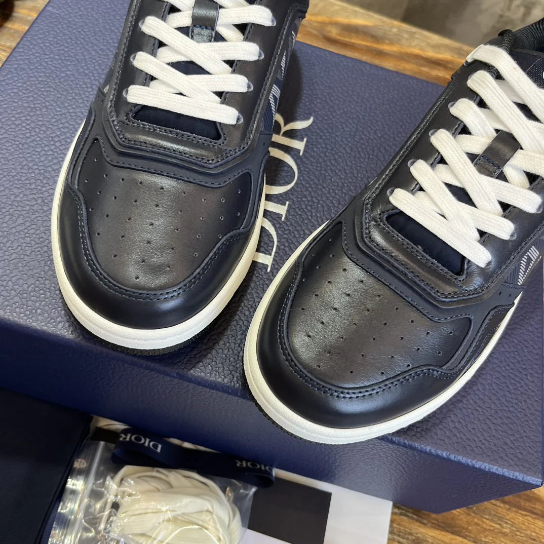 DIOR SNEAKER
