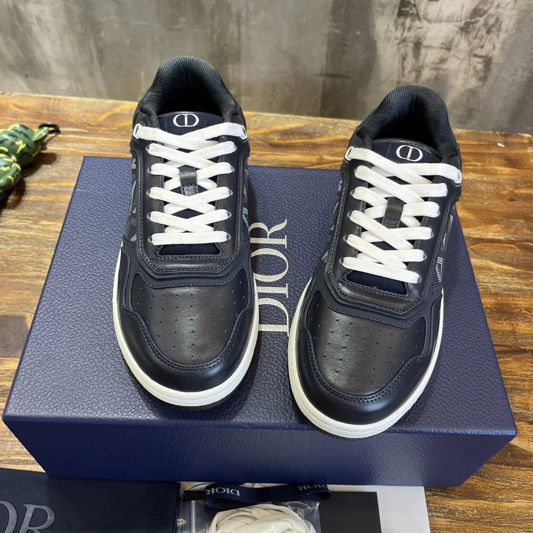 DIOR SNEAKER