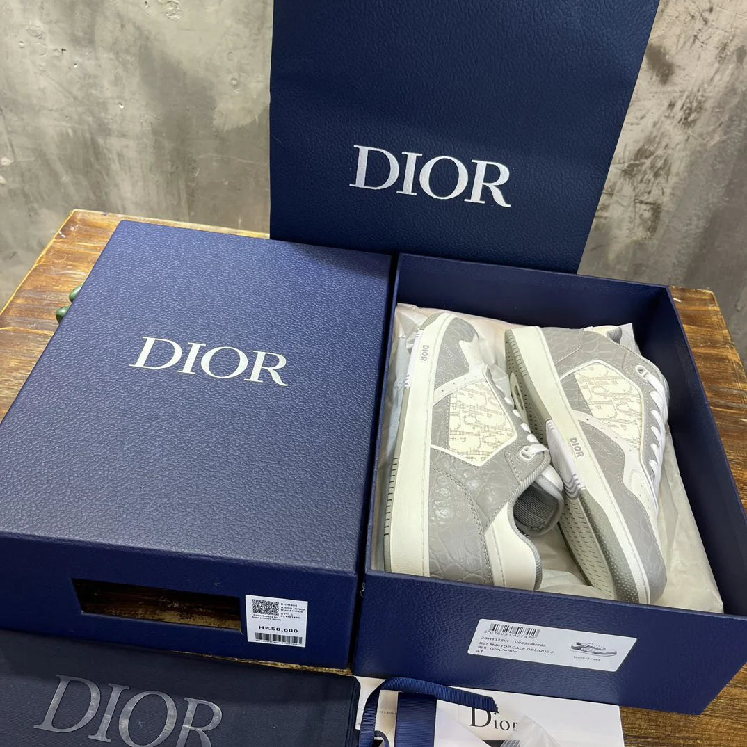 DIOR SNEAKER