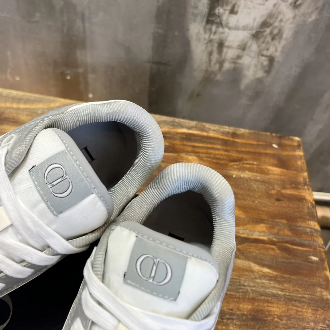 DIOR SNEAKER