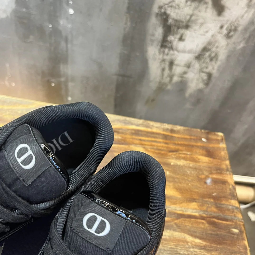 DIOR SNEAKER