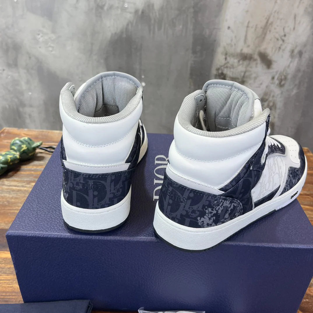 DIOR SNEAKER
