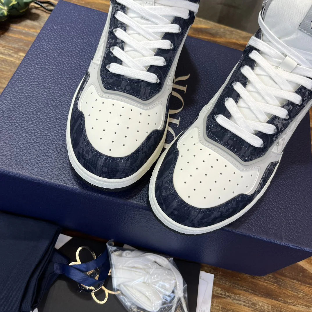 DIOR SNEAKER