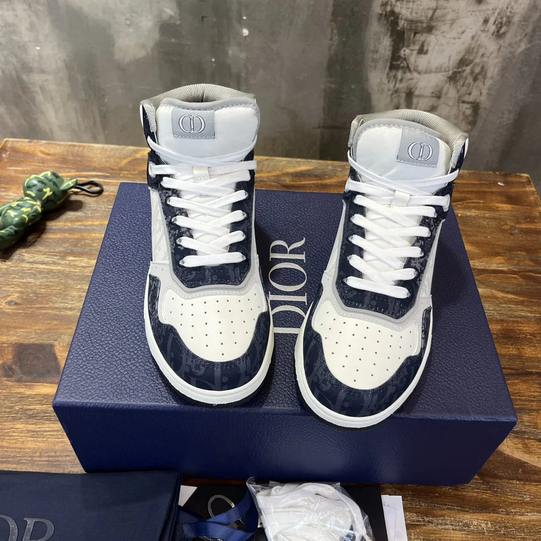 DIOR SNEAKER