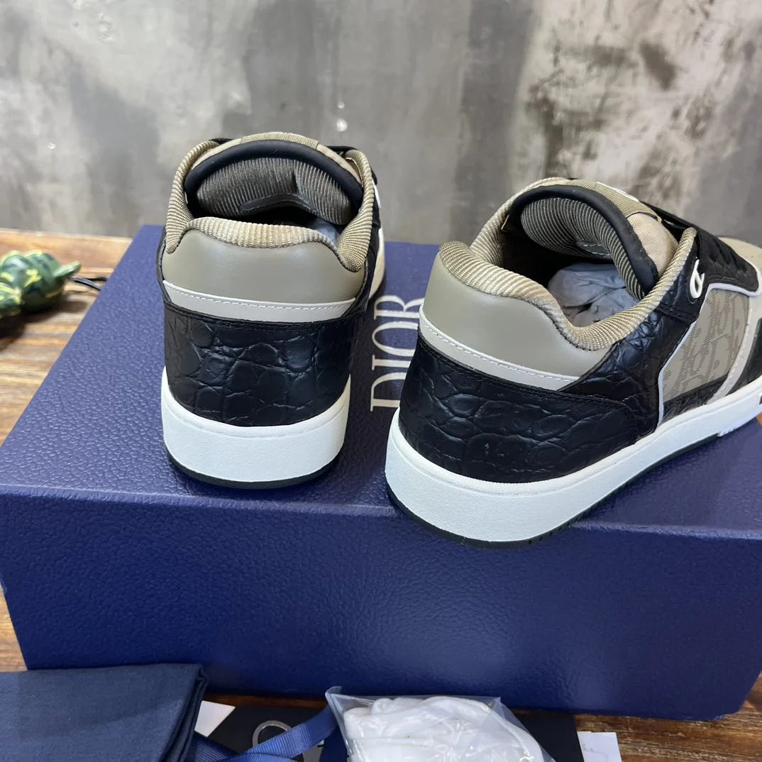 DIOR SNEAKER