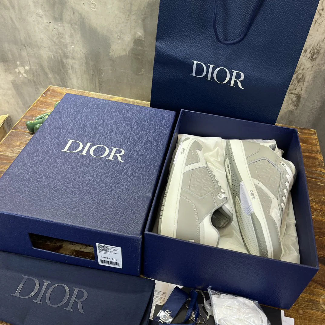 DIOR SNEAKER