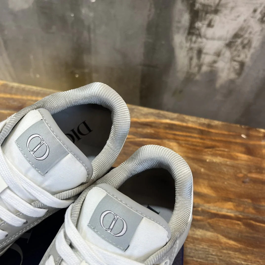 DIOR SNEAKER