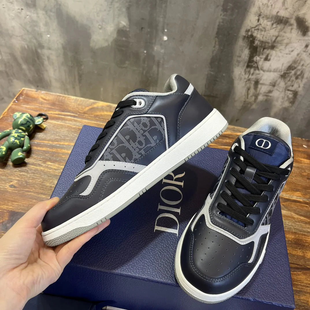 DIOR SNEAKER