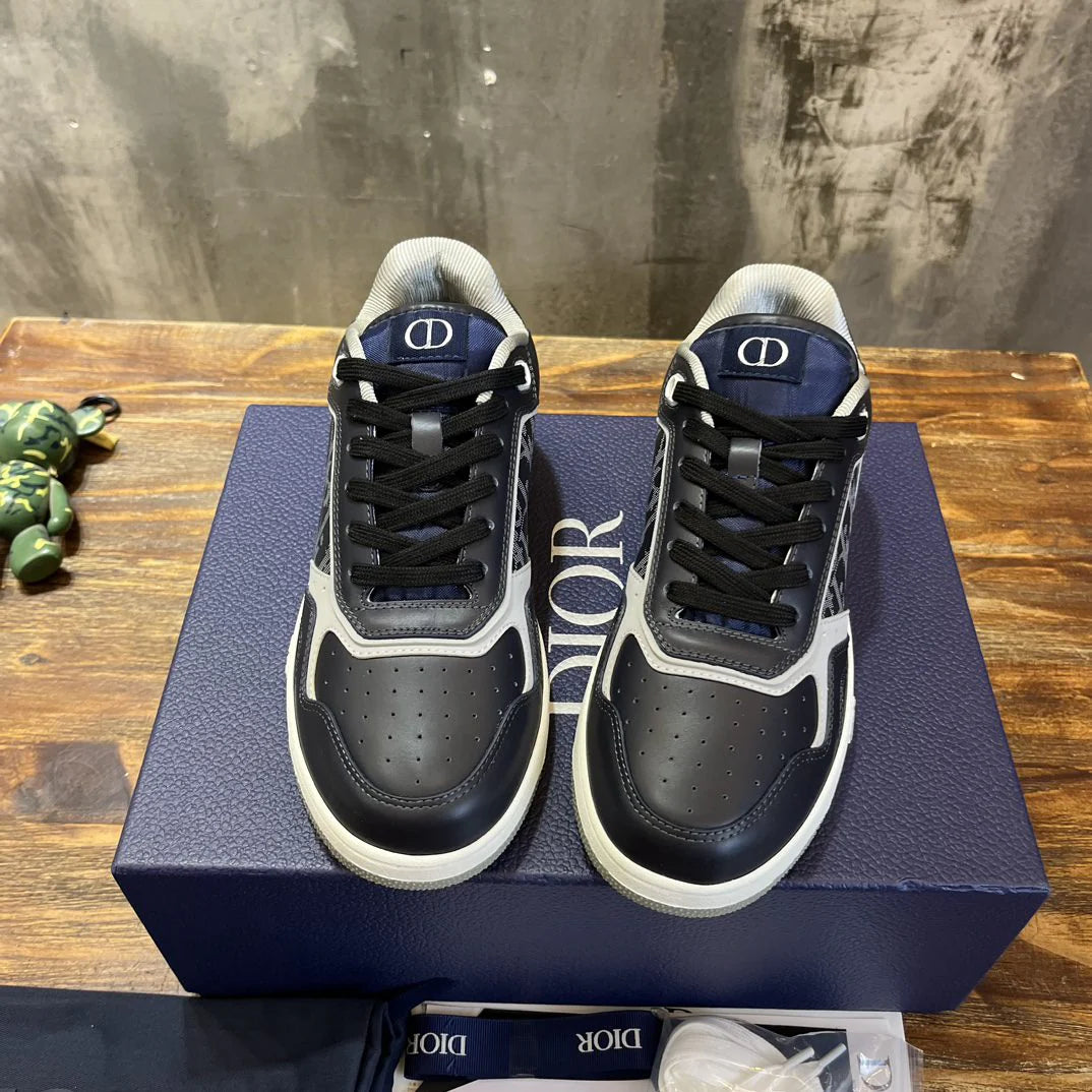 DIOR SNEAKER