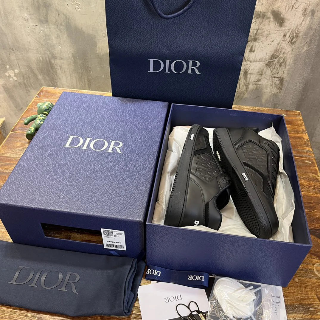 DIOR SNEAKER