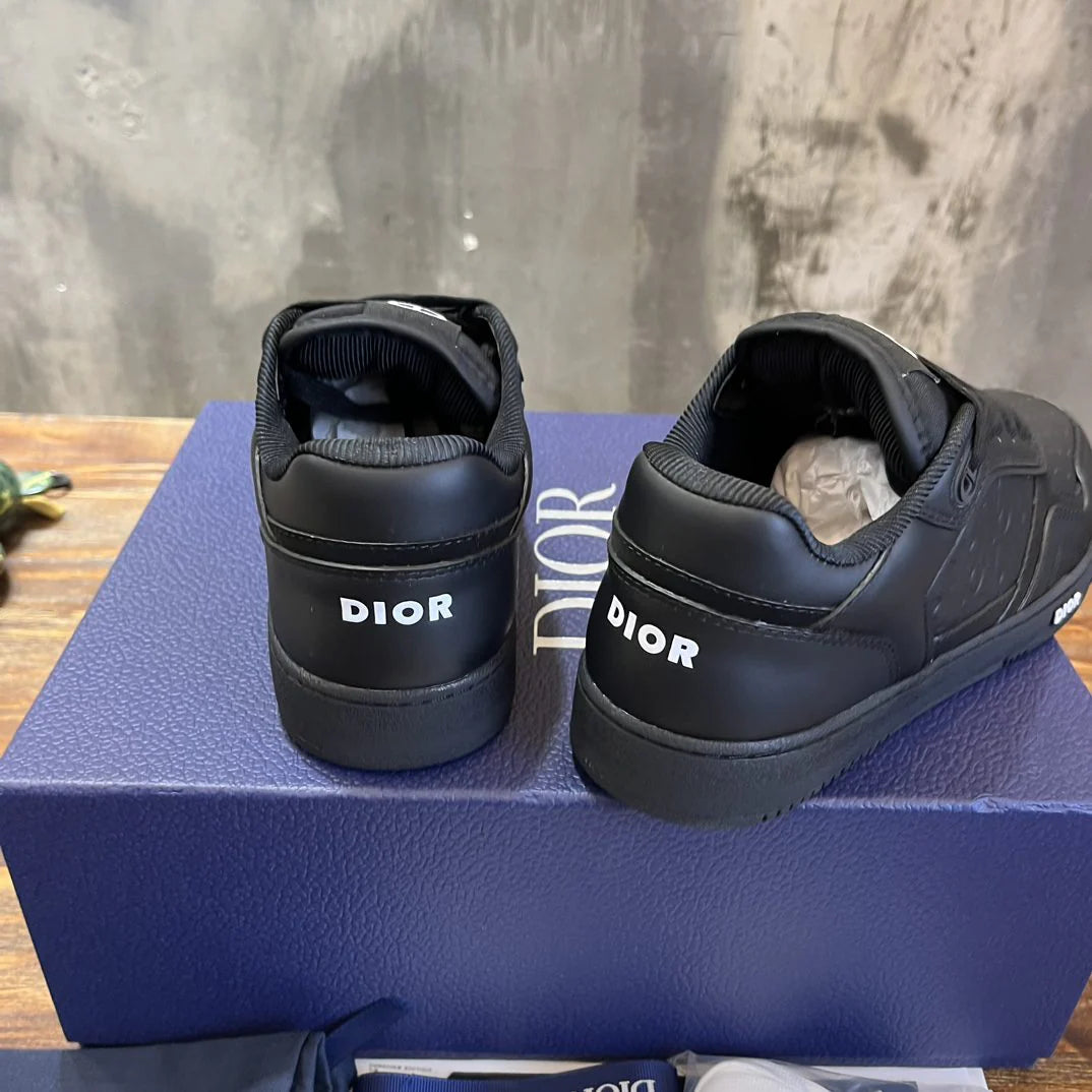 DIOR SNEAKER