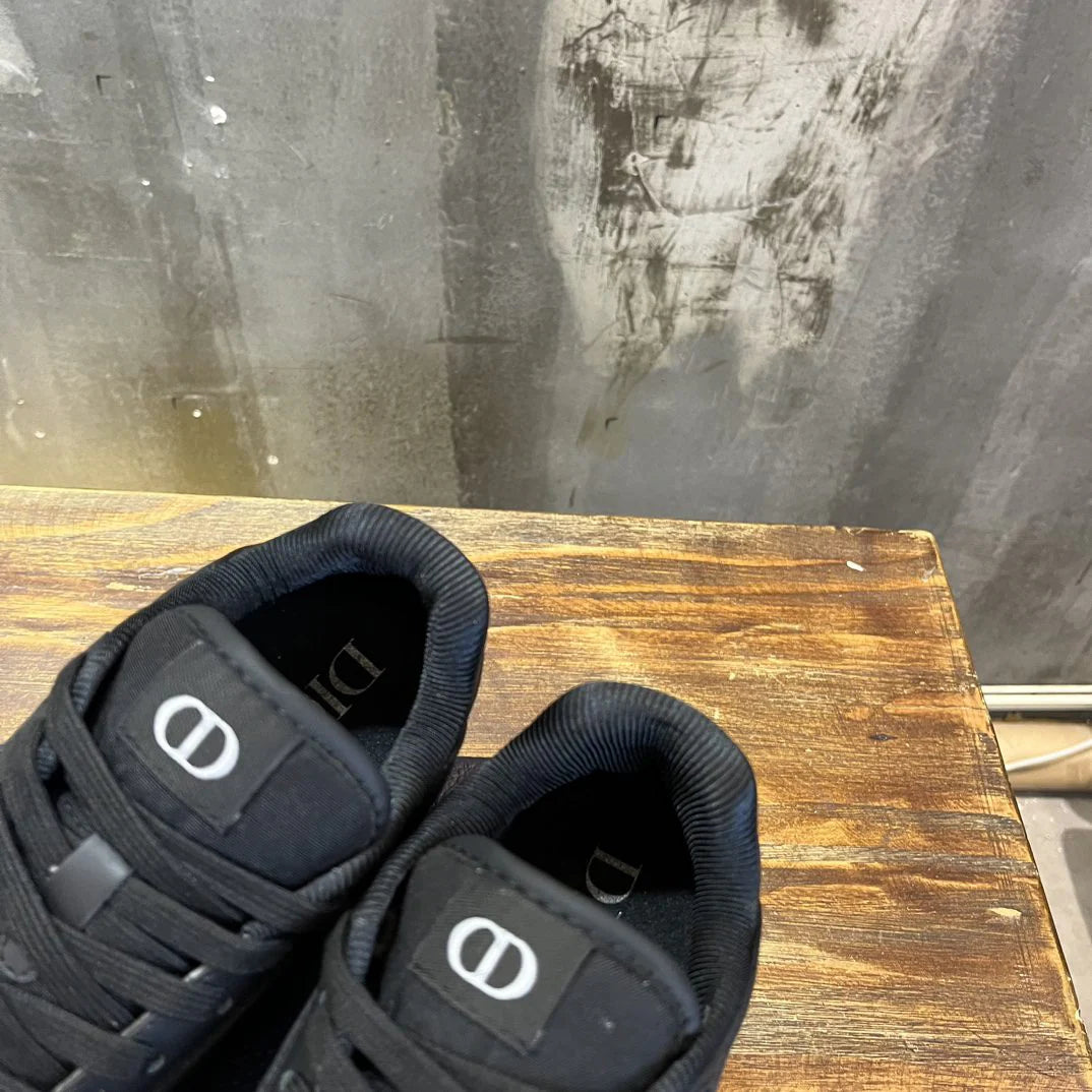 DIOR SNEAKER