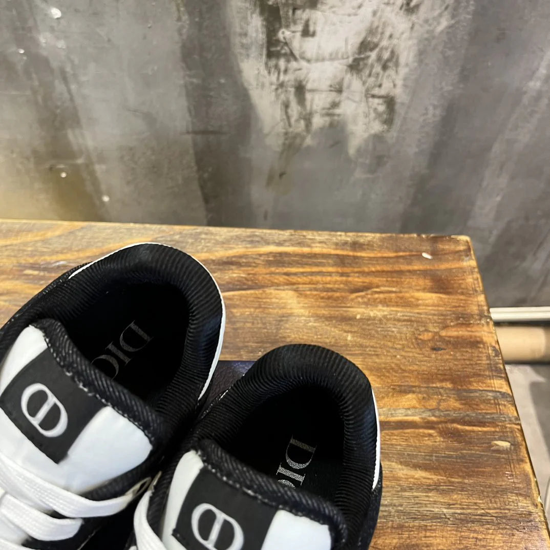DIOR SNEAKER