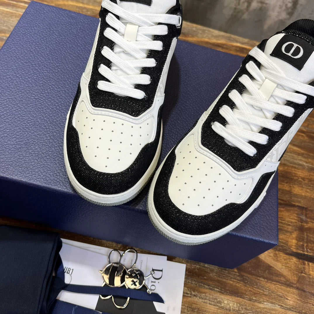 DIOR SNEAKER