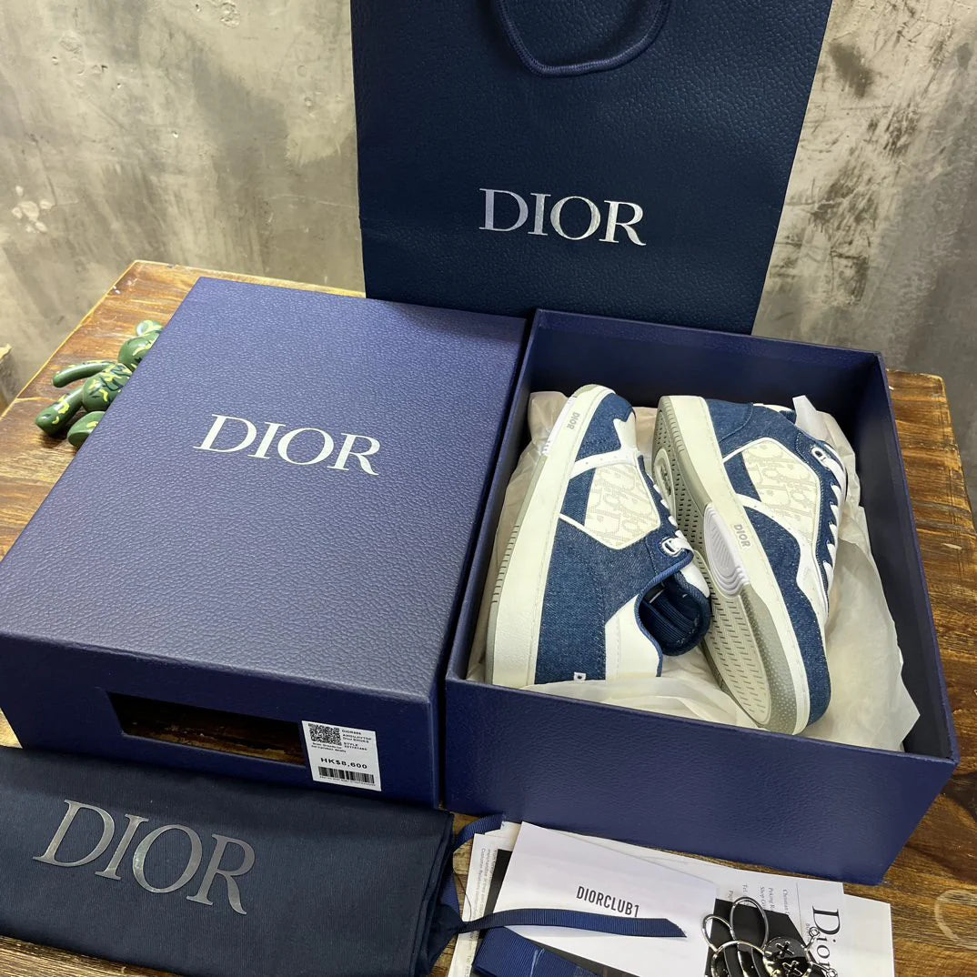 DIOR SNEAKER