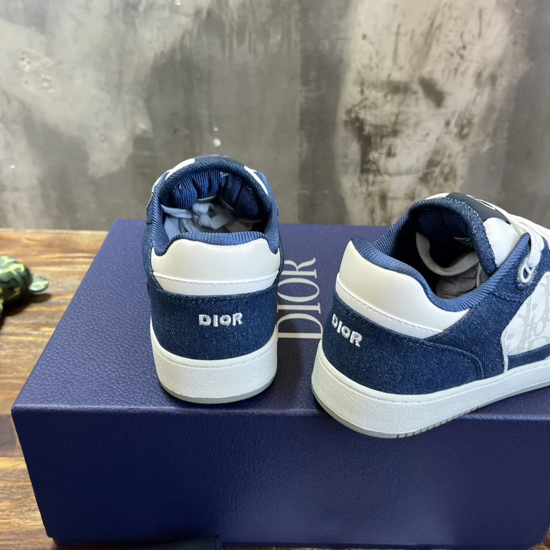 DIOR SNEAKER