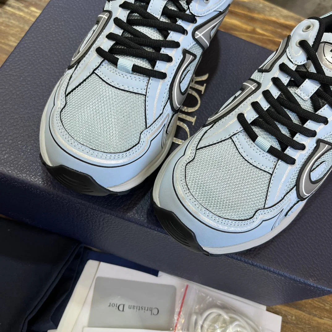 DIOR SNEAKER