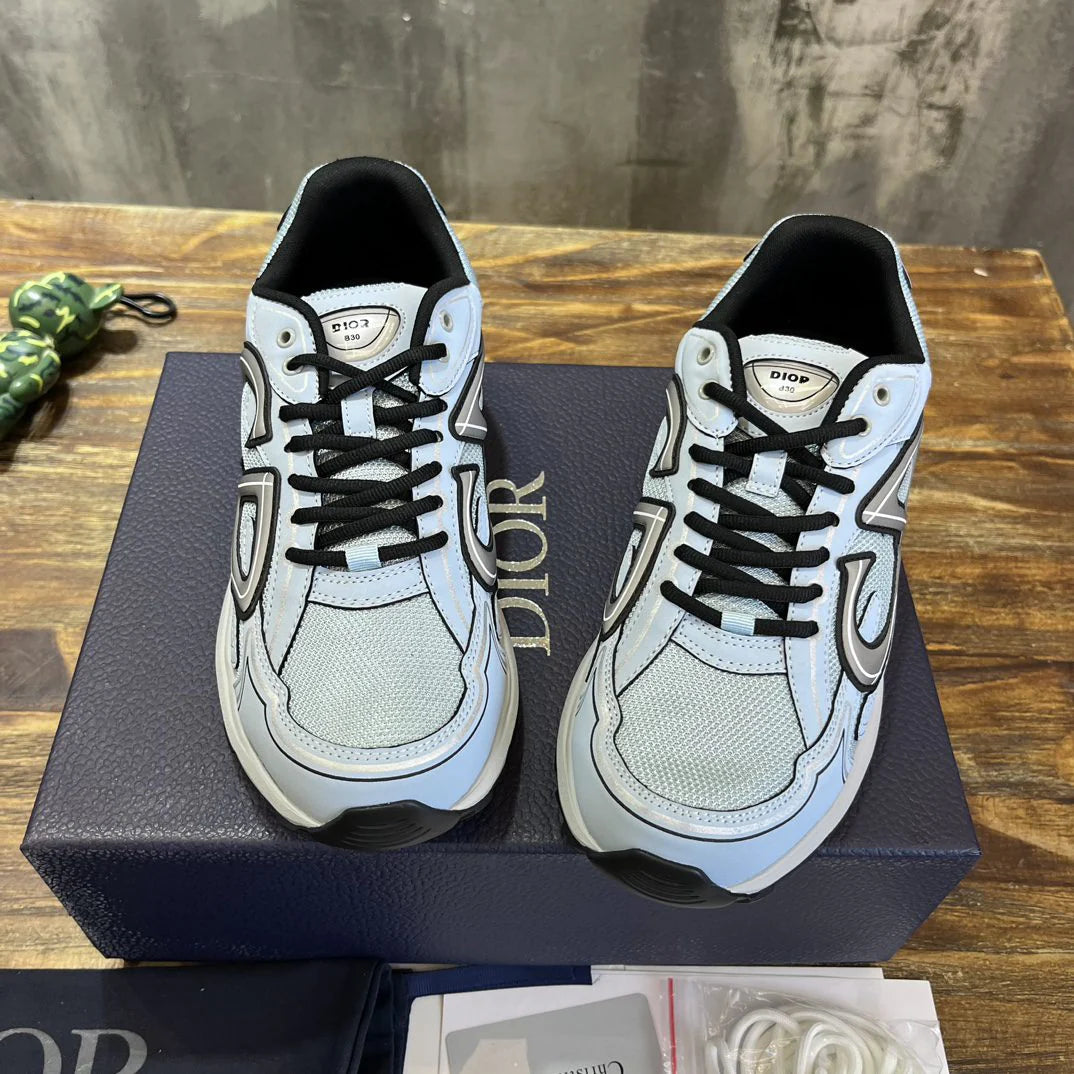 DIOR SNEAKER