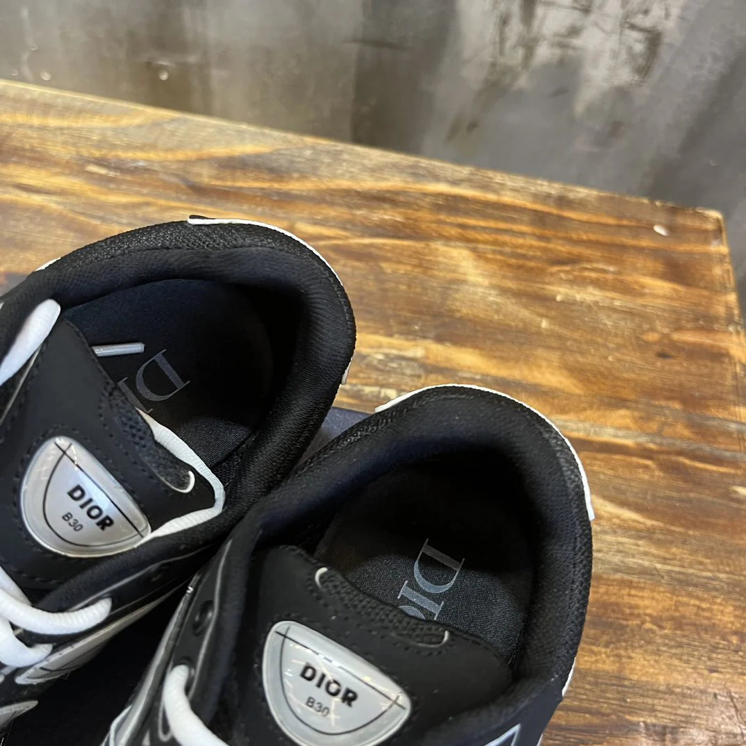 DIOR SNEAKER